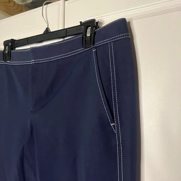 Banana Republic Crop Flare Everywhere Contrast Stitch Pant - Picture 3 of 10